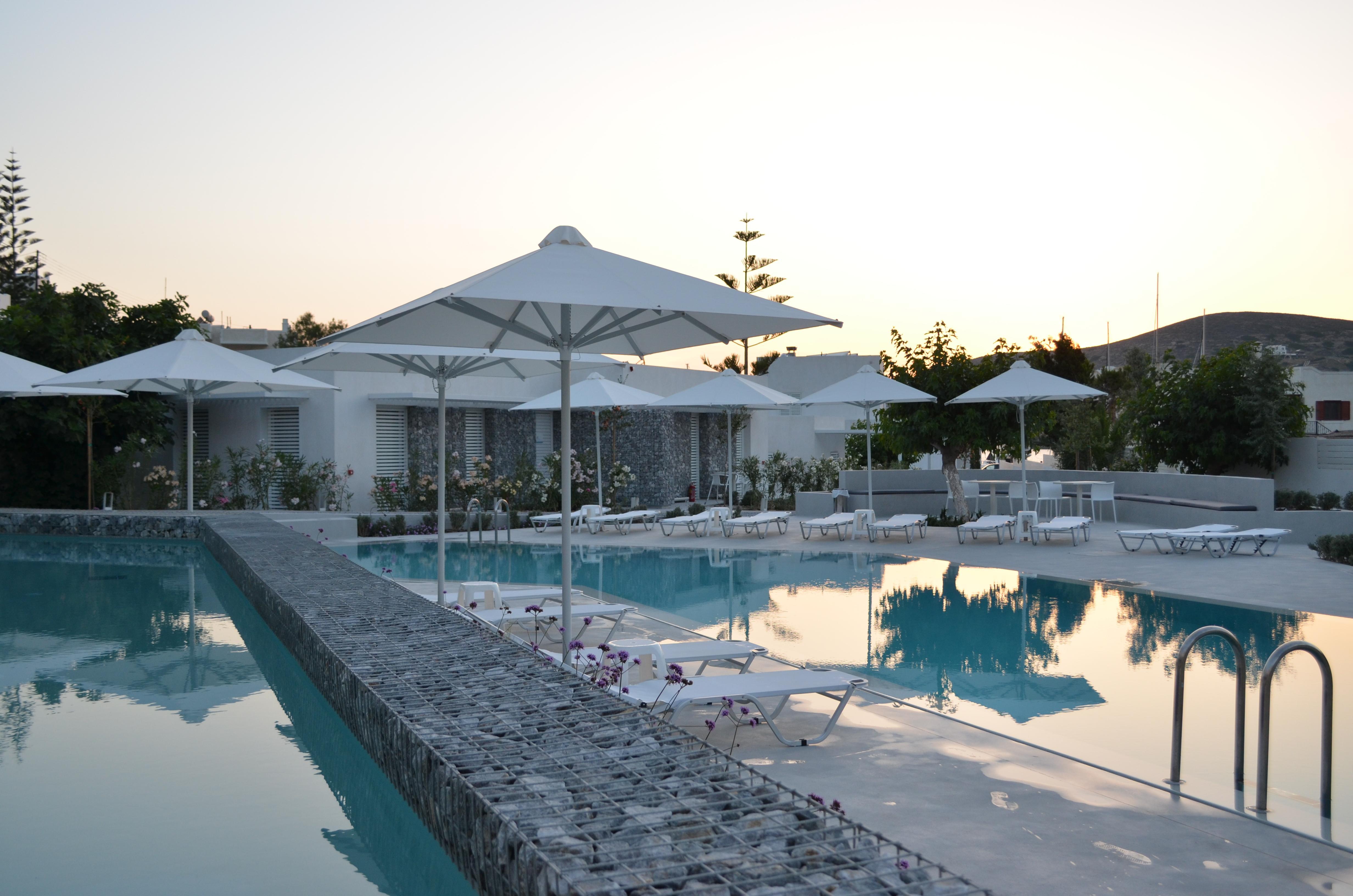 Relux Ios Hotel Экстерьер фото